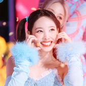 nayeonfan2000 的头像