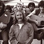 Crosby_Stills_Nash_and_Young_5.jpg