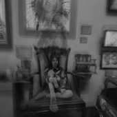 b/w