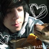 Arturo Castelló (a.k.a. PONYTEA) & Queen.