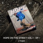 Screenshot_20250221_223328_Apple Music.jpg
