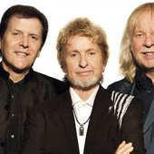 yes-featuring-anderson-rabin-and-wakeman.jpg