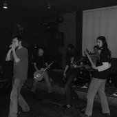 Sunday Driver On Tour live on stage