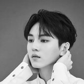 b&w