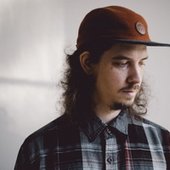 om-1.jpg