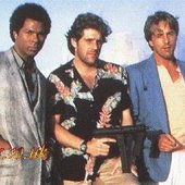 Tubbs, Glenn Frey and Crockett (epiosode \"Smuggler's blues\")