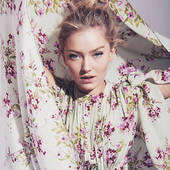 astrid s