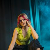 Hedda Mae on "De Neste" by NRK