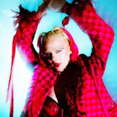girli for Reserved Magazine