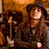 daron-malakian_-credit-greg-watermann-da53580e-22a5-4f1c-89be-56bcbbbeb035.jpg