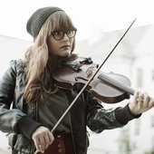 Sara Watkins portrait