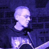 Gino-D'Eliso_italian-song-writer_live_pix