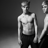 JEDWARDTOPLESS