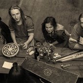 02.jpg