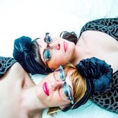 soundcloud profile image of the duo Broads