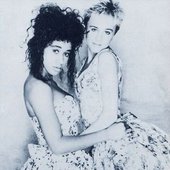 Pepsi & Shirlie