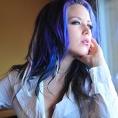 Alissa White-Gluz Revolver Magazine12