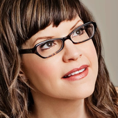 Lisa Loeb PNG by Justine Ungaro