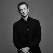 Mike Faist