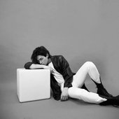 b&w
