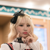 Pinkfantasy_SHY_SeeA_12_o'clock_teaser_photo.png