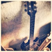 Stone Angels // Rehearsal space - Epiphone SG