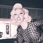 V Magazine