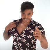 Vocalista do Lambasaia