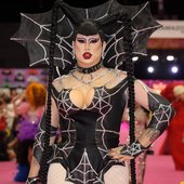 Sisi_Superstar_at_RuPaul's_DragCon_LA_2024_(cropped).jpg