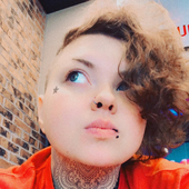 Rosy_Wolfy99 的头像
