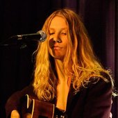 Anne @ women unplugged