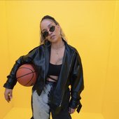 aisha-vibes-alley-oop-scaled.jpeg