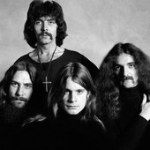 Black-Sabbath-02.jpg