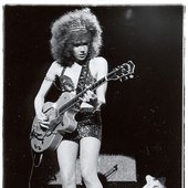 440px-The_Cramps'_Poison_Ivy.jpg