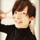 崎山つばさ (sakiyama Tsubasa).png