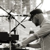 Timmy Jones | TapWater