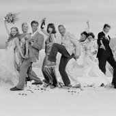 Amanda Seyfried, Ashley Lilley & Rachel McDowall