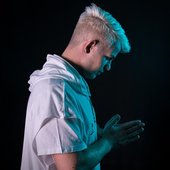 26ce755278d7b0b9514c9e2c4c369a00cc2204ff.jpg