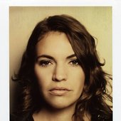 Beth Stelling