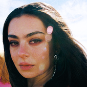 Charli XCX, March 2022