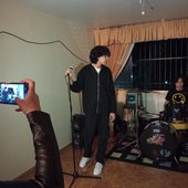 Live from una casa x ahí