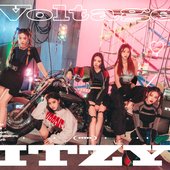 ITZY JAPAN 1st SINGLE『Voltage』