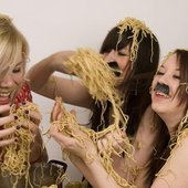 Noodle Fight