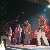 Jonathan Clark playing in Hawaii with Joe Walsh