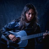 Geraldo PMJ with guitar