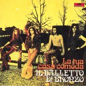 Band picture on La tua casa comoda 7\" single cover (1973)