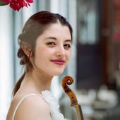 maria-duenas-three-quarter.jpg