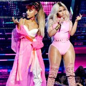  Ariana Grande & Nicki Minaj