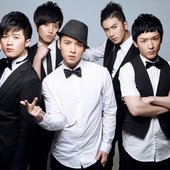 M.I.C.男团