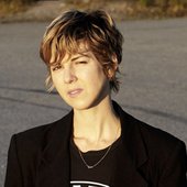 KIKI HALMOS